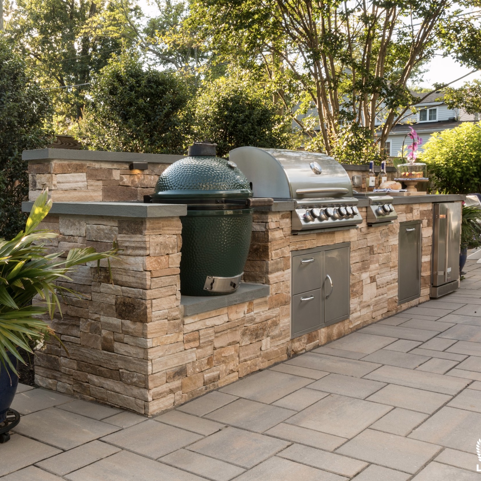 Outdoor Kitchens